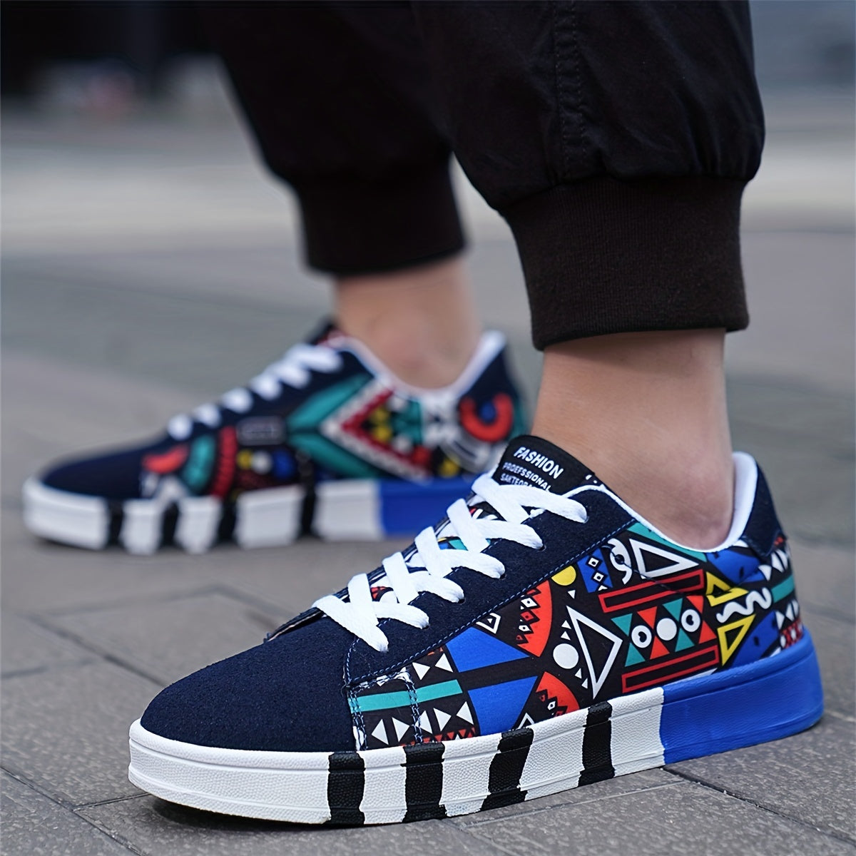 Trendy Skate Shoes - Comfy Non-Slip Casual Sneakers for Men's Outdoor Activities